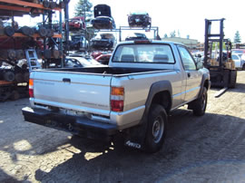 1994 MITSUBISHI PICK UP TRUCK MIGHTY MAX MODEL REGULAR CAB 3.0L V6 MT 4X4 COLOR SILVER 143658