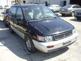 1992 MITSUBISHI EXPO MINI VAN LRV MODEL 1.8L AT FWD COLOR BLACK #093423