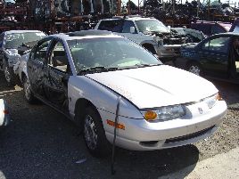 2001 SATURN SL2 MODEL 4 DOOR SEDAN 1.9L DOHC AT FWD COLOR SILVER 