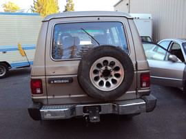 1989 MITSUBISHI MONTERO 4 DOOR LS MODEL 3.0L V6 AT 4X4 COLOR GOLD 133641