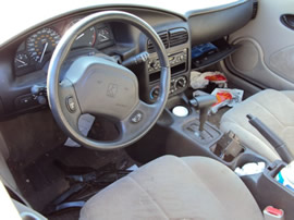 2002 SATURN SC2 COLOR-MAROON STK# 109779