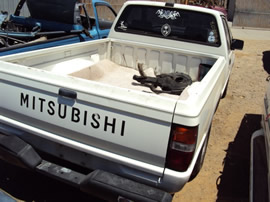 1989 MITSUBISHI TRUCK , 4CYL, 5 SPEED TRANSMISSION, COLOR-WHITE STK# 103507