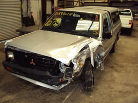 1990 MITSUBISHI TRUCK COLOR SILVER, STK # 113548