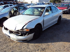 2002 MITSUBISHI GALANT ES MODEL 2.4L AT COLOR WHITE STK # 113584