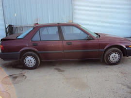 1988 HONDA ACCORD DX MODEL 4 DOOR SEDAN 2.0L AT FWD COLOR MAROON STK A13043