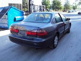 1999 HONDA ACCORD 4 DOOR SEDAN LX MODEL 2.3L ULEV AT FWD COLOR PURPLE A14084