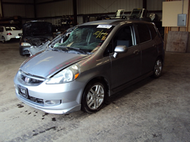 2007 HONDA FIT SPORT MODEL 4 DOOR HATCH BACK 1.5L MT FWD COLOR SILVER STK A12031