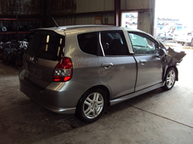 2007 HONDA FIT SPORT MODEL 4 DOOR HATCH BACK 1.5L MT FWD COLOR SILVER STK A12031