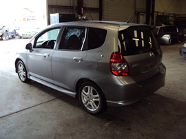 2007 HONDA FIT SPORT MODEL 4 DOOR HATCH BACK 1.5L MT FWD COLOR SILVER STK A12031