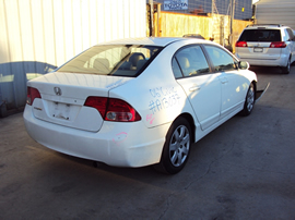 2006 HONDA CIVIC 4 DOOR SEDAN 1.8L AT COLOR WHITE STK A13037