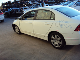 2006 HONDA CIVIC 4 DOOR SEDAN 1.8L AT COLOR WHITE STK A13037