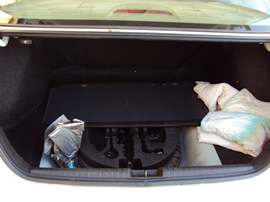 2006 HONDA CIVIC 4 DOOR SEDAN 1.8L AT COLOR WHITE STK A13037